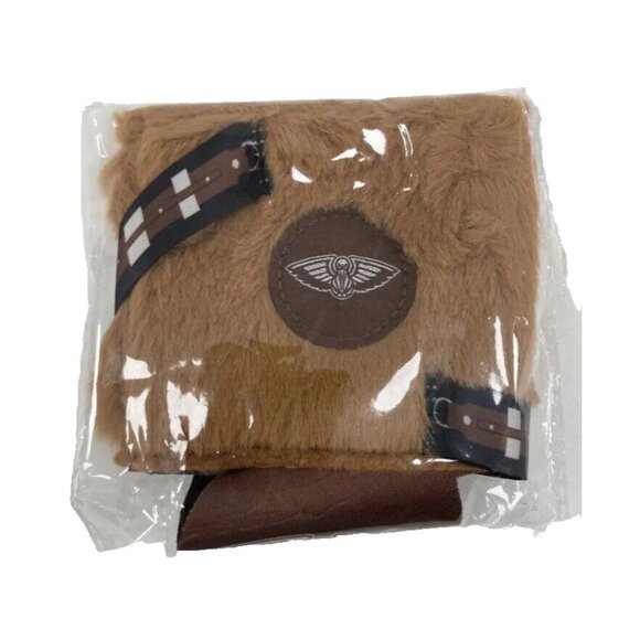 Star Wars Chewbacca Koozie New Orleans Pelicans Game Giveaway 12/4/22 - Picture 3 of 5